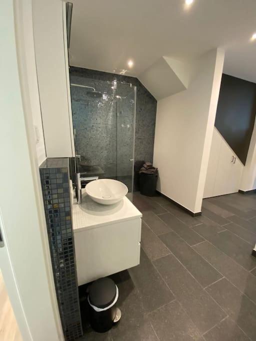 Atelierhaus Zentrum,Ruhig,100 Meter Vom Rathausplatz Ingolstadt Bagian luar foto